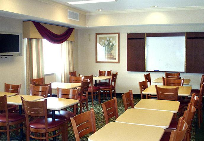 Fairfield Inn By Marriott Tracy Exteriör bild
