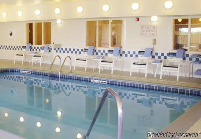 Fairfield Inn By Marriott Tracy Exteriör bild